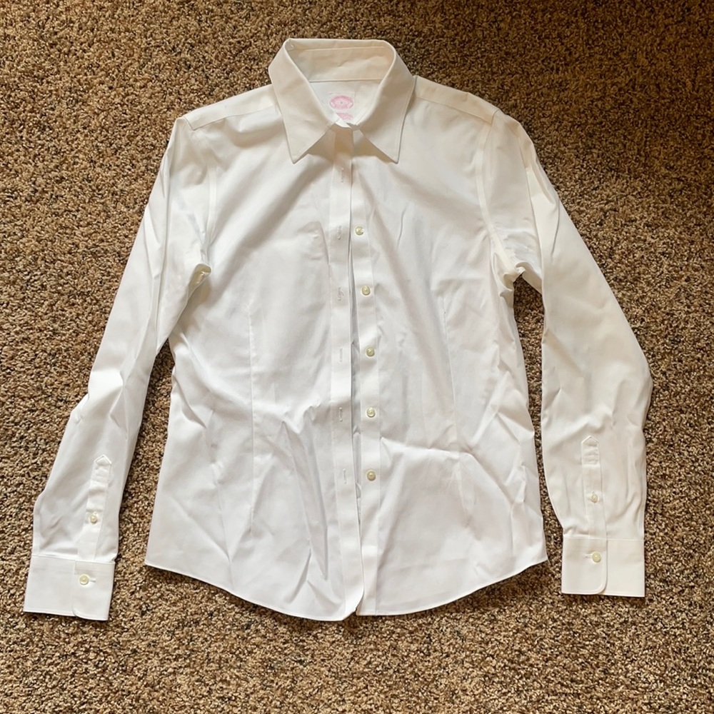 Brooks Brothers Size 8 NWOT white button down